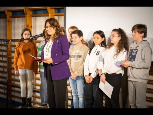 Imagen del artículo La consellera Vilagrà lliura el premi 'Participa a l'Escola' a un projecte que proposa trencar els estereotips de gènere amb accions formatives