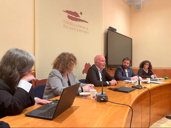 Imagen del artículo El Departament d'Acció Climàtica consensua amb els ajuntaments una proposta sostenible per redistribuir els residus del dipòsit controlat de Solius