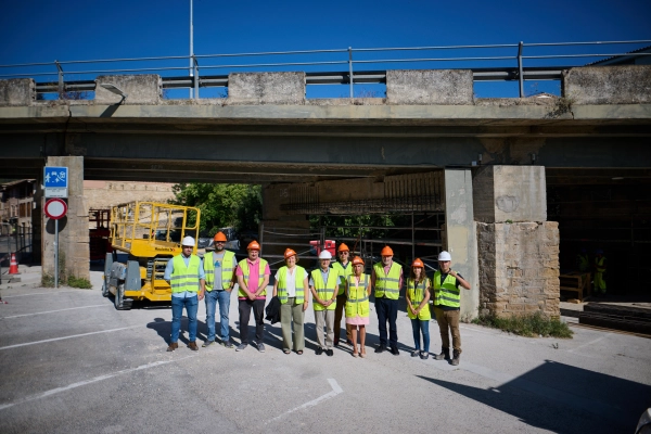 Imagen del artículo Obras Públicas repara el puente Fortunato Aguirre de Estella con una inversión estimada de 700.000 euros