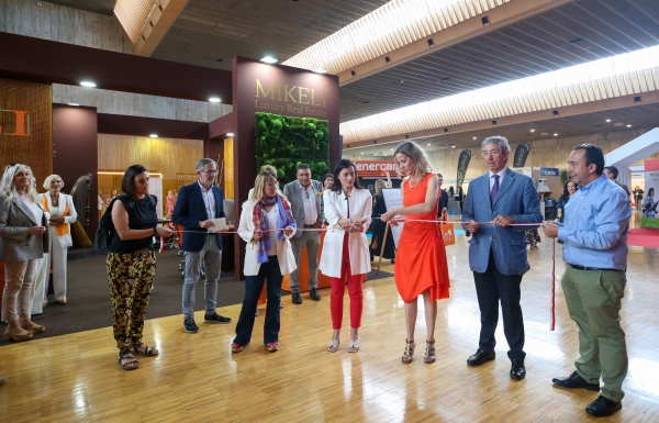 Imagen del artículo La VII edición del Salón Inmobiliario de la Vivienda y la Decoración de Cantabria abre sus puertas con medio centenar de expositores