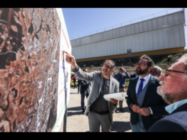 Imagen del artículo Territori impulsa la construcció d'una passarel·la per a vianants i ciclistes sobre la C-17 a Parets del Vallès