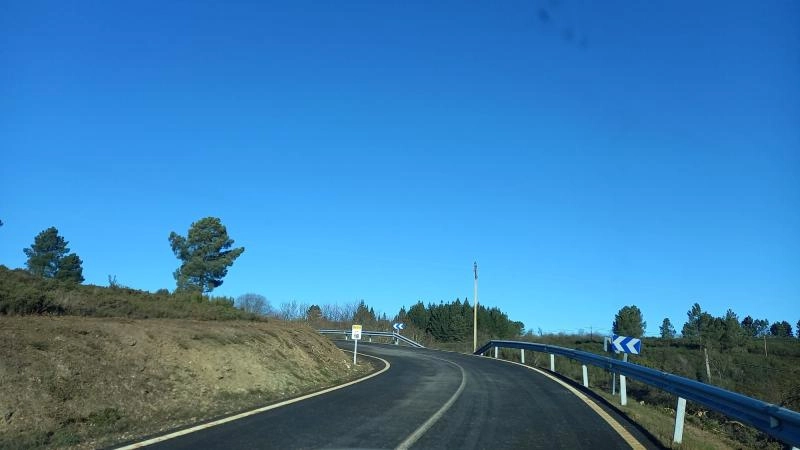 Imagen del artículo A Xunta continuará esta semana a execución de traballos de roza e limpeza nas marxes de estradas autonómicas das 4 provincias