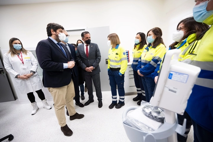 Imagen del artículo López Miras inaugura el nuevo Centro de Salud de Algezares, que estrena servicio de Urgencias con mayor capacidad de respuesta
