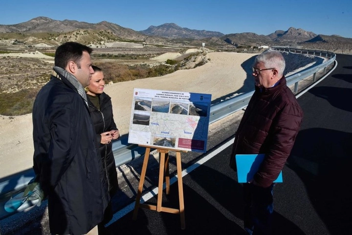 Imagen del artículo La Comunidad concluye las obras de mejora de tres caminos rurales de Fortuna