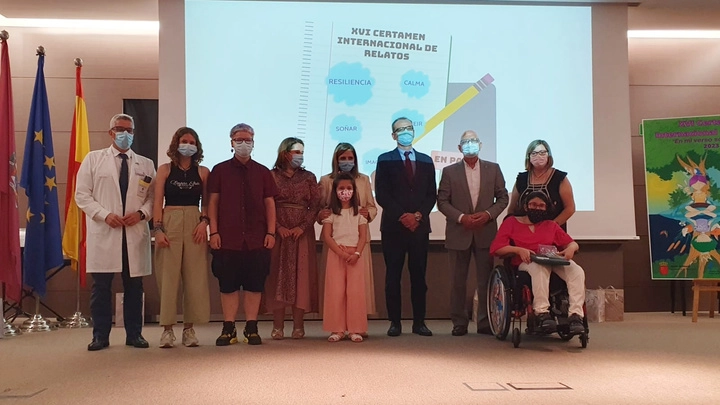 Imagen del artículo El equipo de atención educativa hospitalaria entrega los premios del certamen internacional de relatos 'En mi verso soy libre 2023'