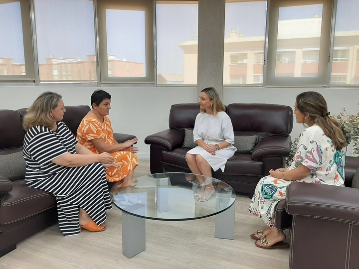 Imagen del artículo Política Social solicita al Ministerio más financiación para ayudar a las familias ucranianas de la Región de Murcia