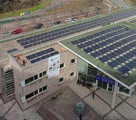Imagen del artículo Osakidetza recibe el premio EnerAgen 2023 en Energías Renovables por la instalación de paneles solares fotovoltaicos en Centros de Atención Primaria