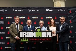 Imagen del artículo Bingen Zupiria participa en la presentación del IronMan Vitoria-Gasteiz 2023