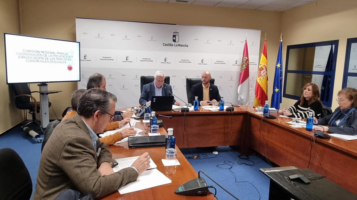 Imagen del artículo El Gobierno de Castilla-La Mancha constituye la Comisión Regional para la Coordinación de la Prevención y Erradicación de las Prácticas Comerciales Desleales