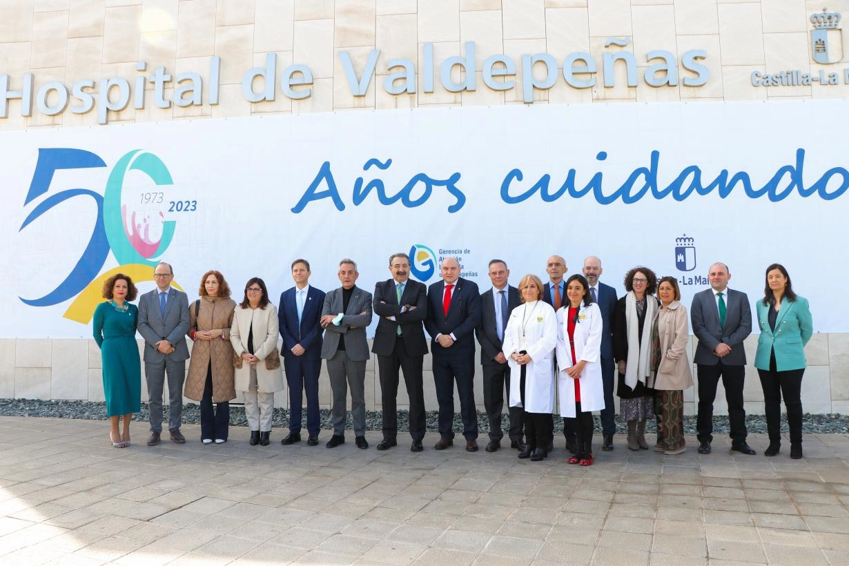 Imagen del artículo El Gobierno de Castilla-La Mancha conmemora los 50 años del Hospital de Valdepeñas ampliando prestaciones e incorporando la docencia