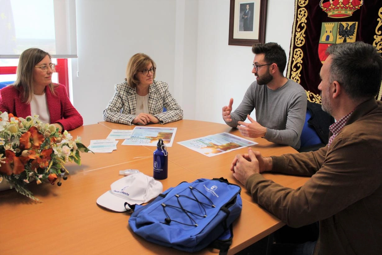 Imagen del artículo La Gerencia de Atención Integrada de Albacete acerca el programa 7000pasosX a Motilleja