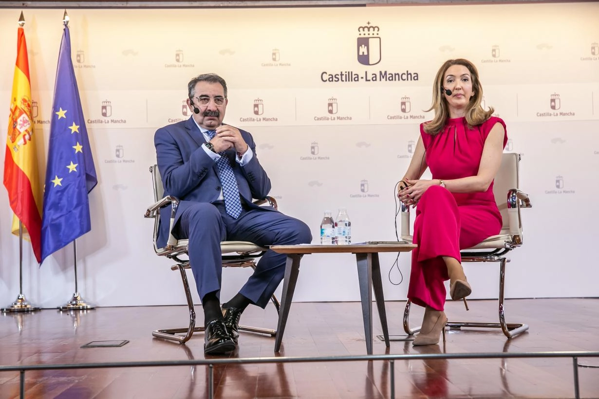 Imagen del artículo Castilla-La Mancha continúa tendiendo puentes de conocimiento con el asociacionismo para mejorar la atención sanitaria