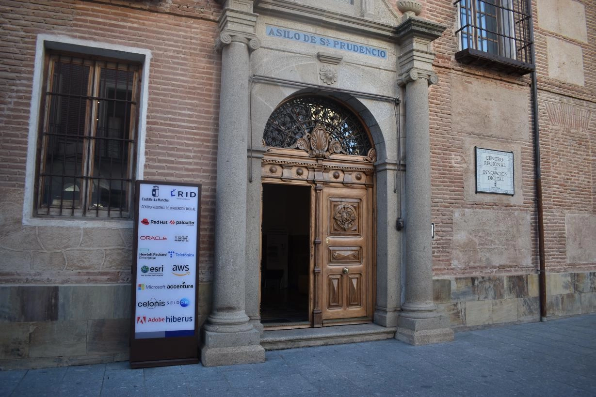 Imagen del artículo El Gobierno de Castilla-La Mancha, galardonado por Esri entre más de cien mil organizaciones a nivel internacional
