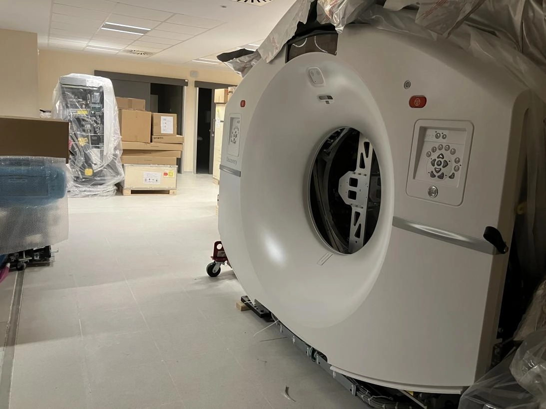 Imagen del artículo El Gobierno de Castilla-La Mancha recepciona el equipamiento de alta tecnología de Medicina Nuclear del Hospital Universitario de Toledo
