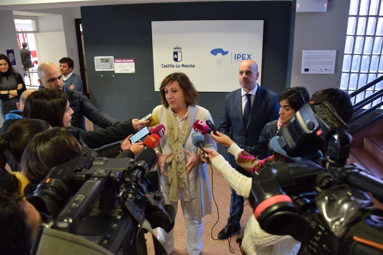 Imagen del artículo María José Fuenteálamo, Román Escudero y Ángeles Sánchez, ganadores en las tres categorías de los Premios Periodísticos de Castilla-La Mancha