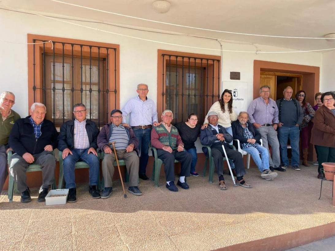 Imagen del artículo El Gobierno regional agradece el trabajo de las empleadas de la vivienda de mayores de Campillo de Altobuey