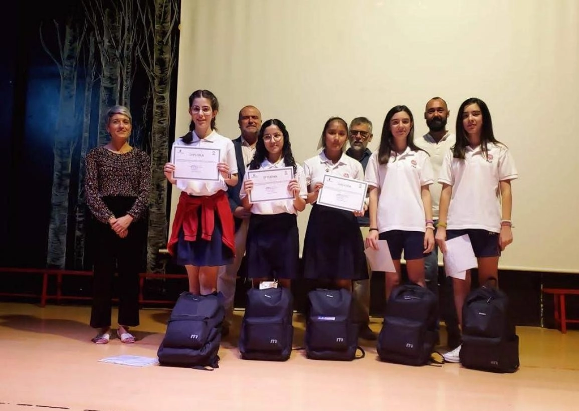 Imagen del artículo El Gobierno de Castilla-La Mancha entrega el premio de 'Consumópolis 18' en su fase regional al equipo ganador en el nivel 2 del CEIP 'San José' de Ciudad Real