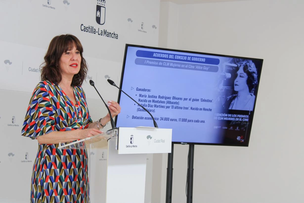 Imagen del artículo El Gobierno regional concede los Premios Mujeres en el Cine 'Alice Guy' a las guionistas María Justina Rodríguez y Natalia Díaz Martínez