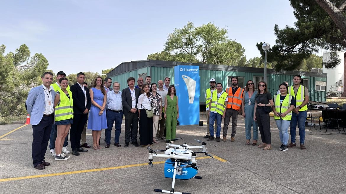 Imagen del artículo La Comunidad de Madrid muestra en el Hospital Público Cantoblanco el primer vuelo de drones para el transporte de material sanitario