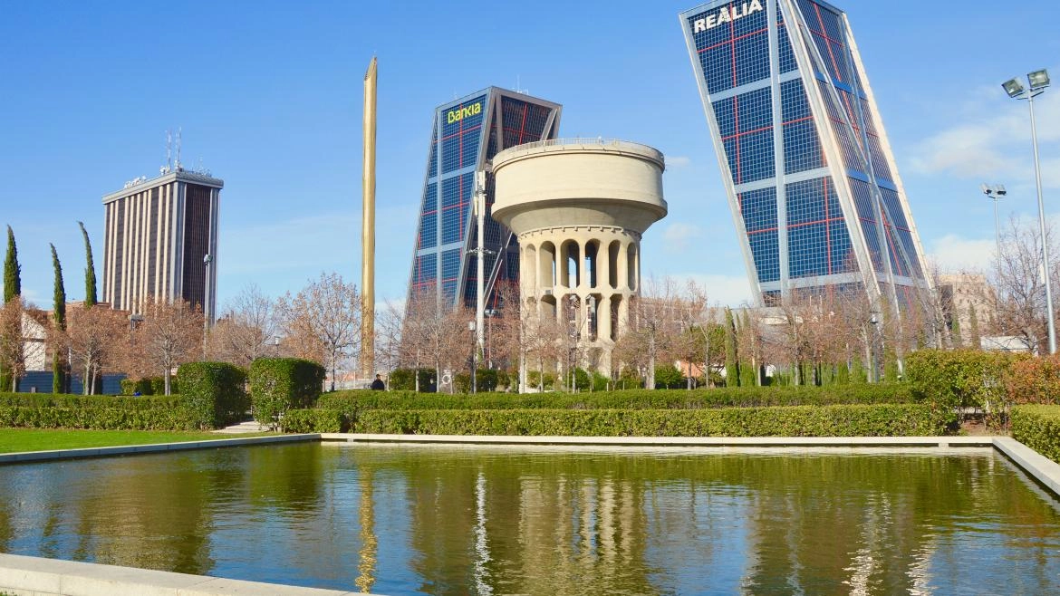 Imagen del artículo La Comunidad de Madrid construirá 12 plantas fotovoltaicas en las instalaciones de Canal de Isabel II con una inversión de 20 millones